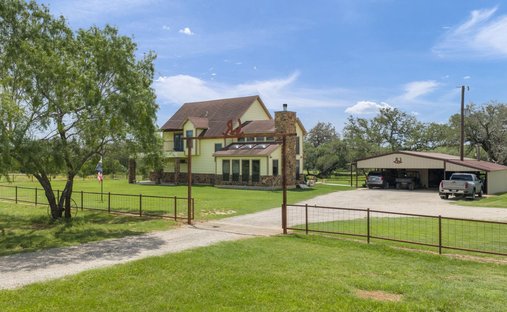 Adkins, Texas, United States 1