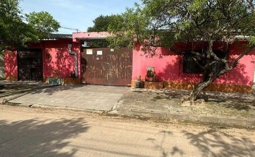 House in Santa Cruz de la Sierra, Santa Cruz Department, Bolivia 1