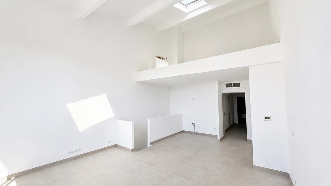 Apartment in Saint Nicolas, Cannes, France 5 - 18575142