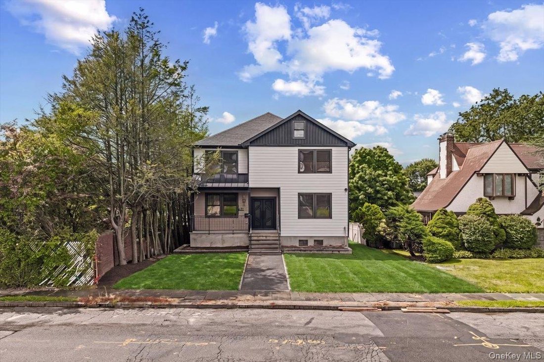 House in Yonkers, New York, United States 1 - 18577126