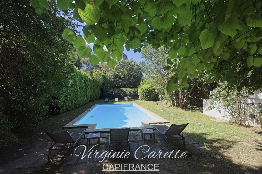 House in Granettes-Jauberte-Sainte Anne, Aix-en-Provence, France 4 - 18027389
