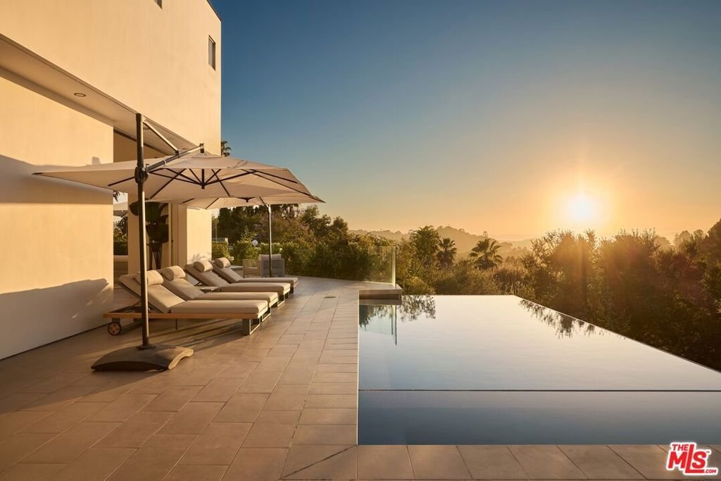 House in Los Angeles, California, United States 3 - 18577009
