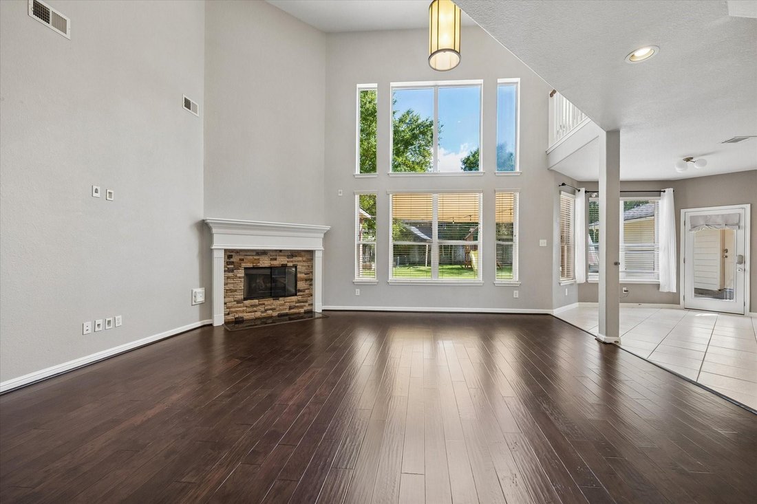 House in Houston, Texas, United States 5 - 18577976