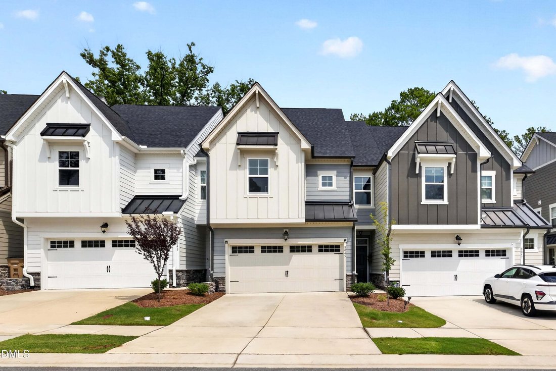 Townhouse in Cary, North Carolina, United States 1 - 18576263