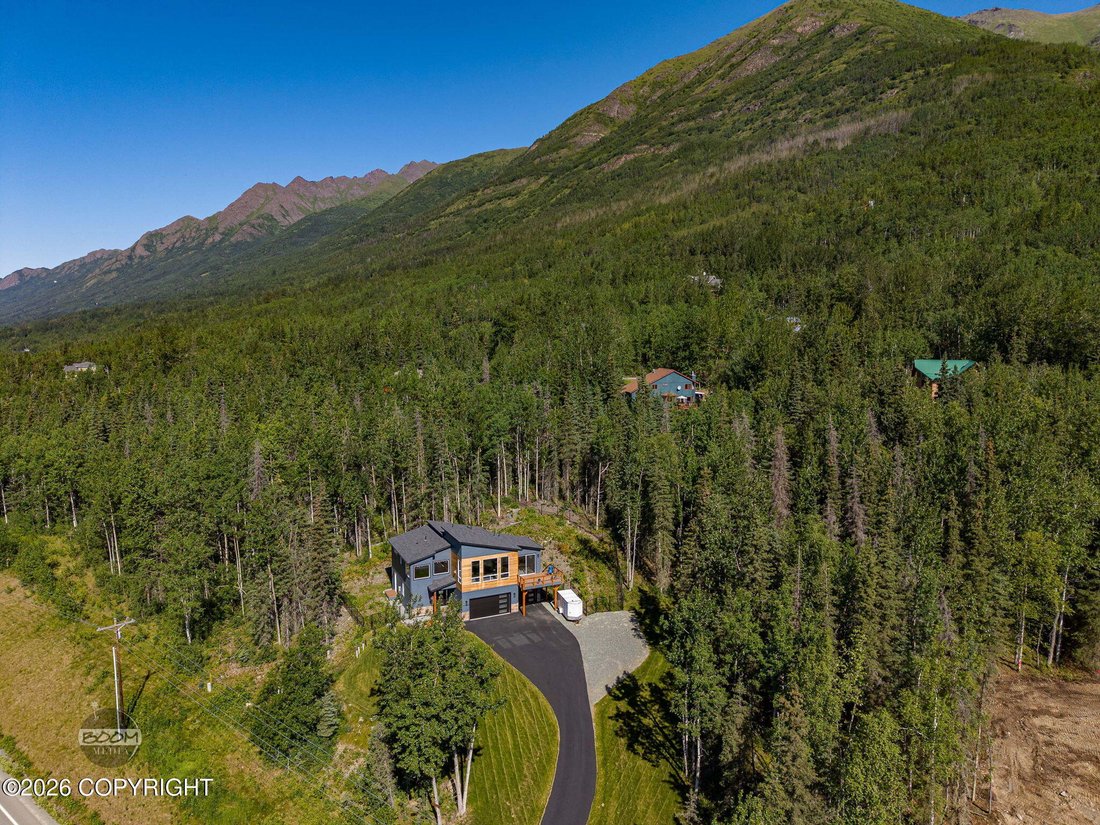 House in Anchorage, Alaska, United States 4 - 18576155