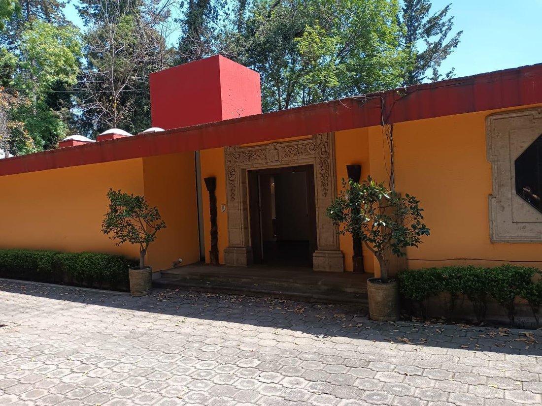 House in Santa Catarina Yecahuitzotl, Mexico City, Mexico 2 - 18575528