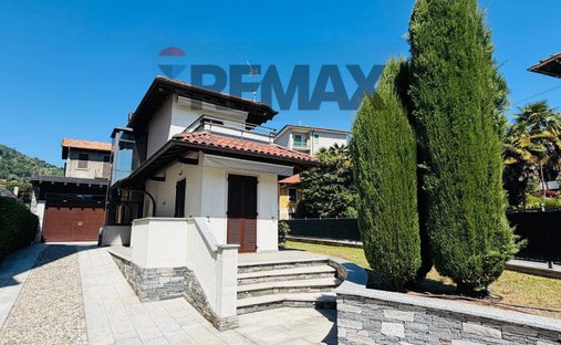 House in Verbania, Piedmont, Italy 1