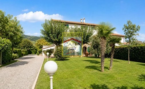 San Frediano a Settimo, Cascina, Tuscany 1