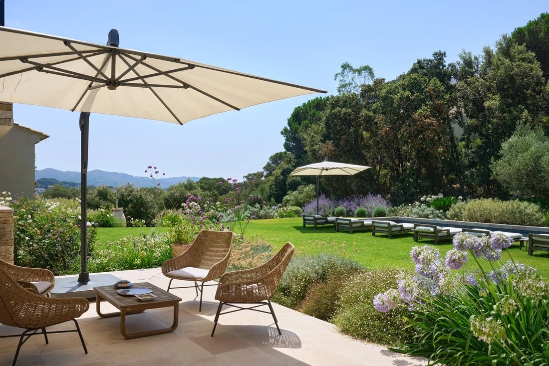 Villa in La Croix-Valmer, Provence-Alpes-Côte d'Azur, France 4 - 18575147