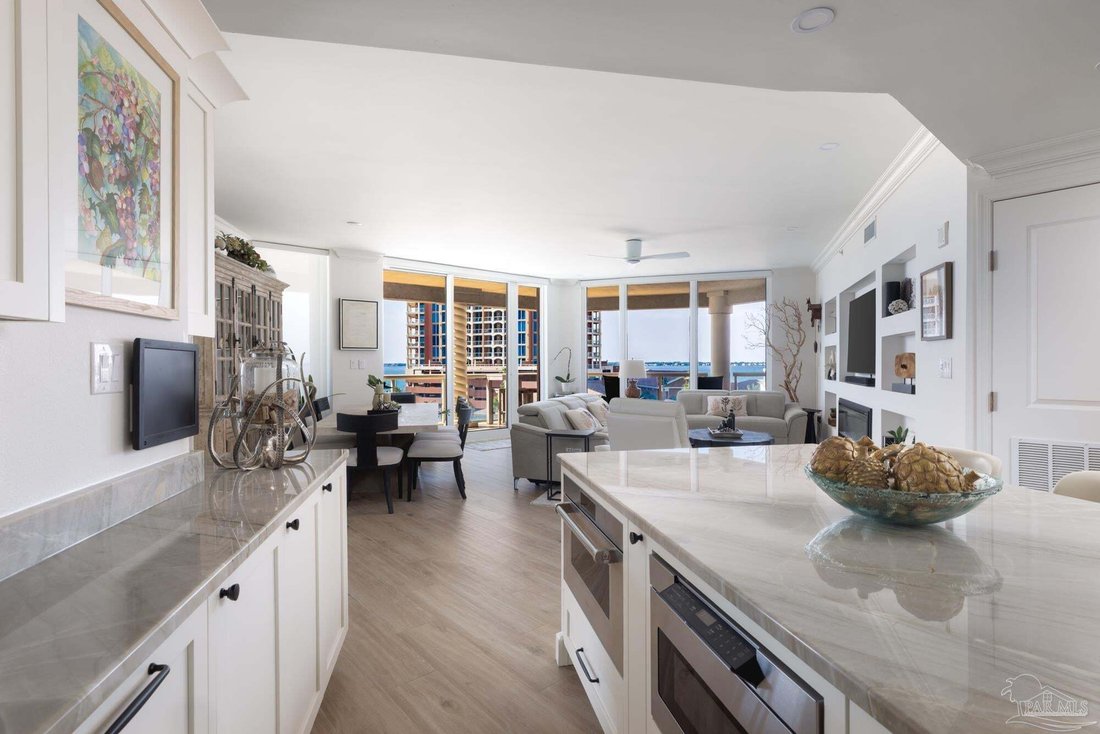 Condo in Gulf Breeze, Florida, United States 5 - 18576160
