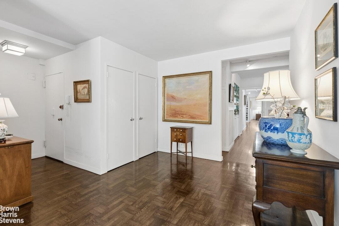 Co Op in New York, New York, United States 4 - 18576709