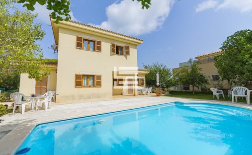 Villa in Benissa, Valencian Community, Spain 1