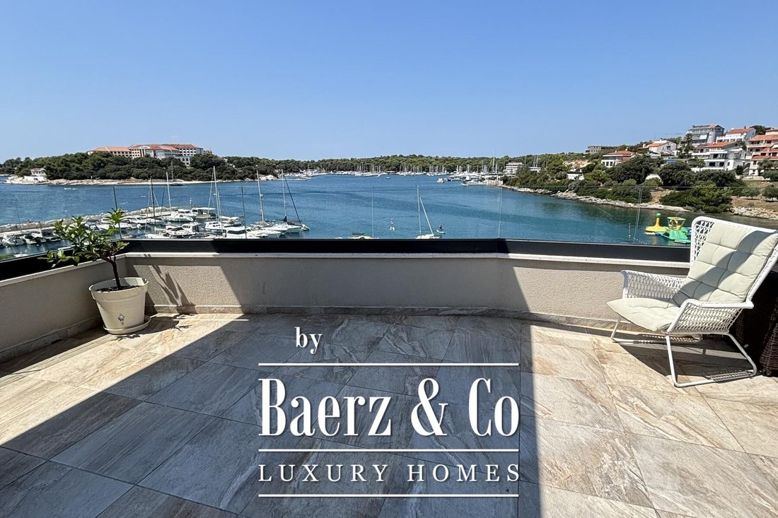 Apartment in Pjescana Uvala, Istria County, Croatia 3 - 18577816