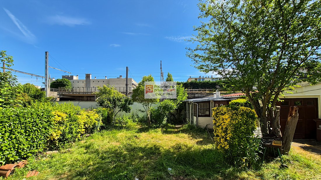 Villa in Domaine National du Château, Versailles, France 3 - 18578295