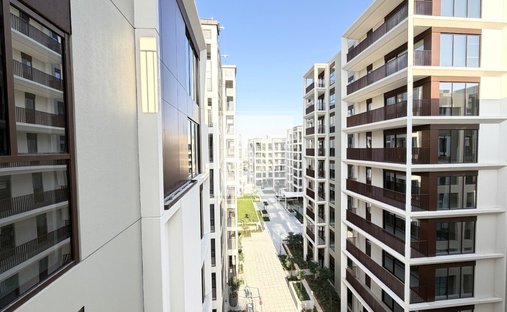 Apartment in Business Bay, Dubai, United Arab Emirates 1
