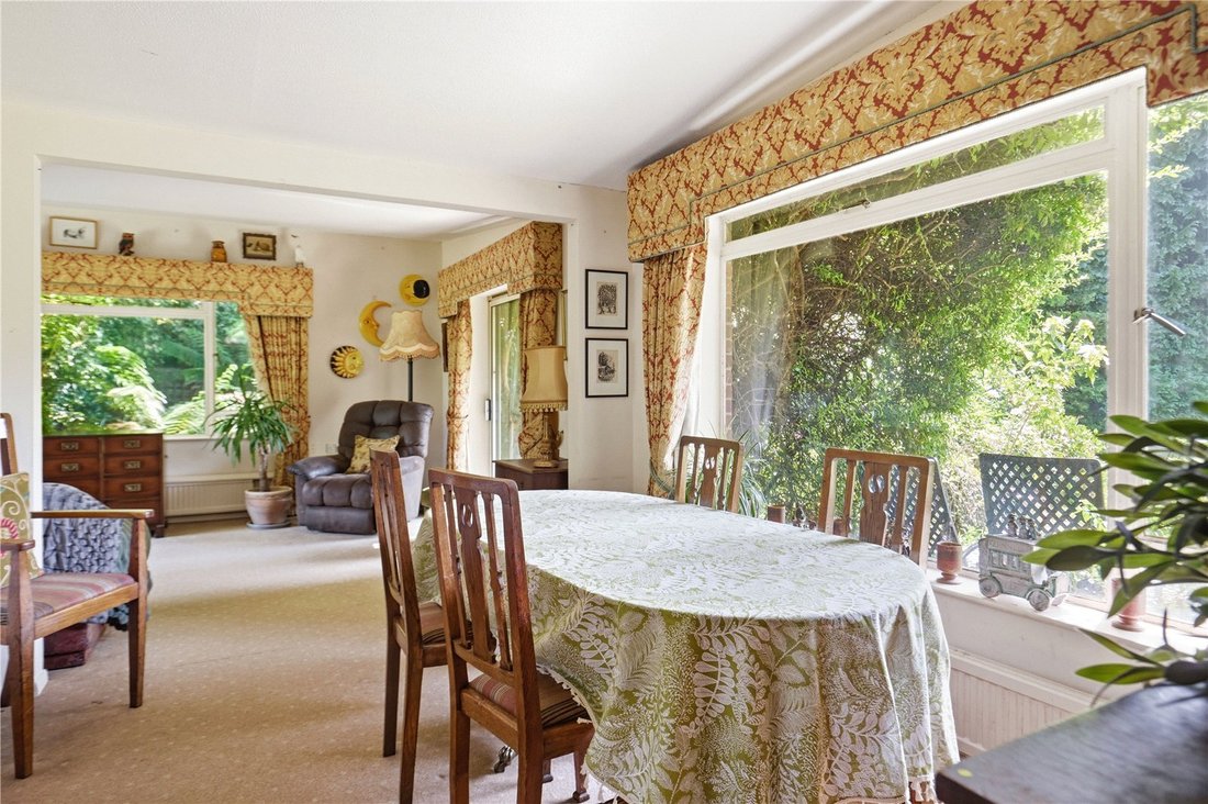 Bungalow in Aldeburgh, England 4 - 18575130