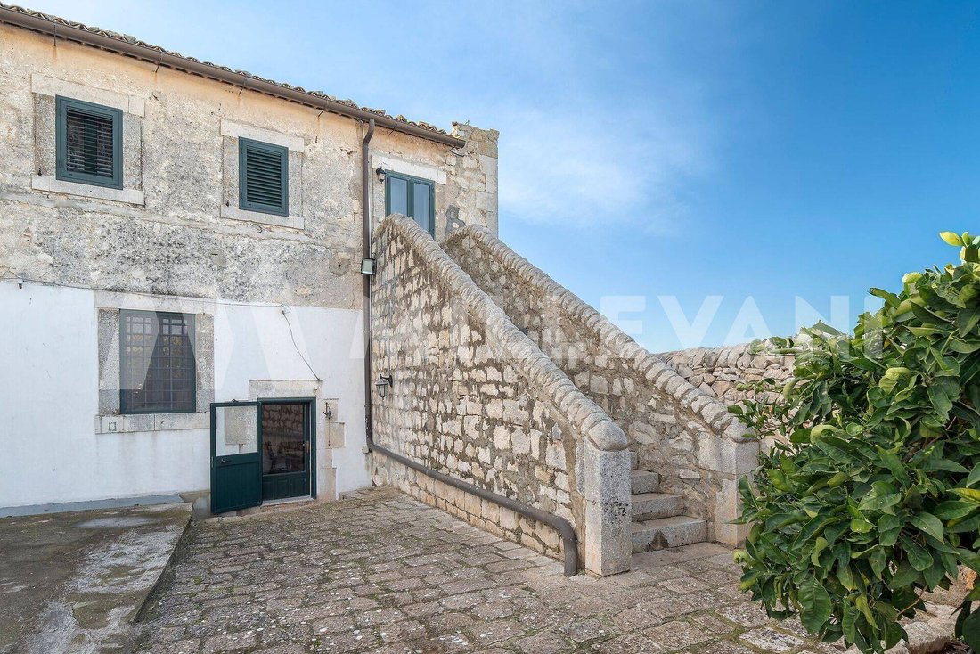 Country House in Campagna Sciclitana, Scicli, Sicily 3 - 18578586