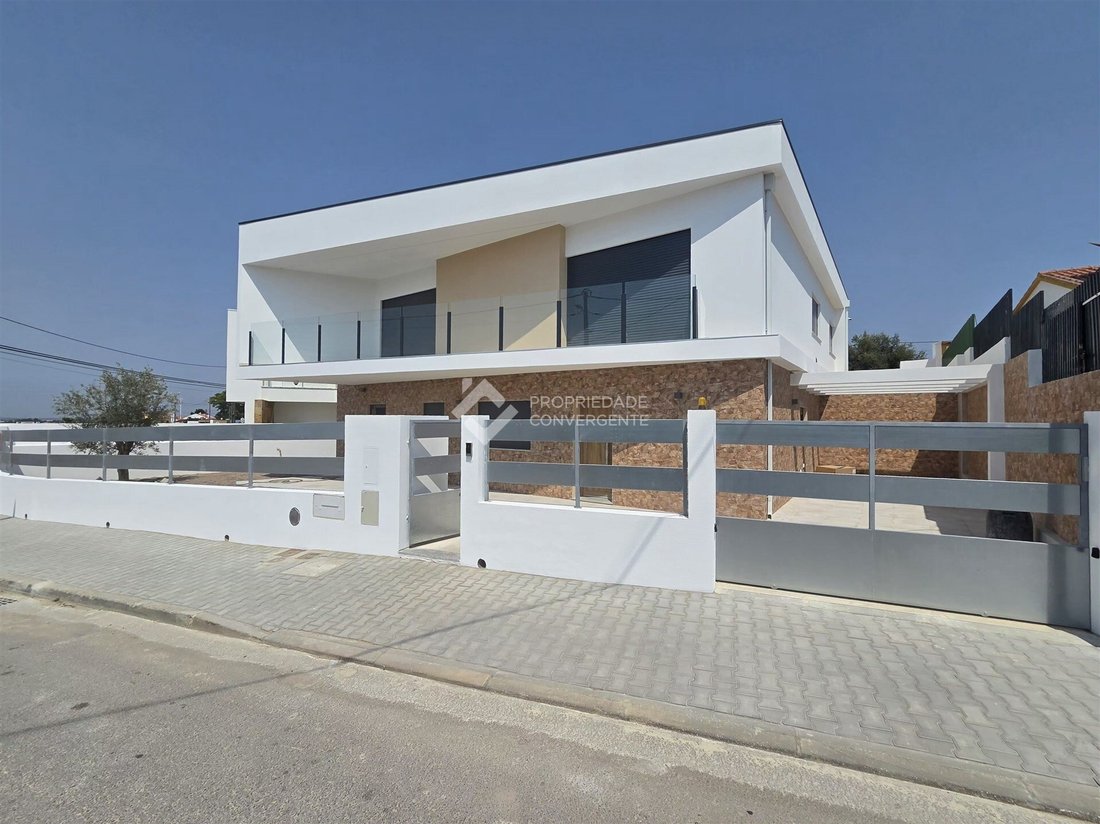 House in Fernao Ferro, Setubal, Portugal 1 - 18576541