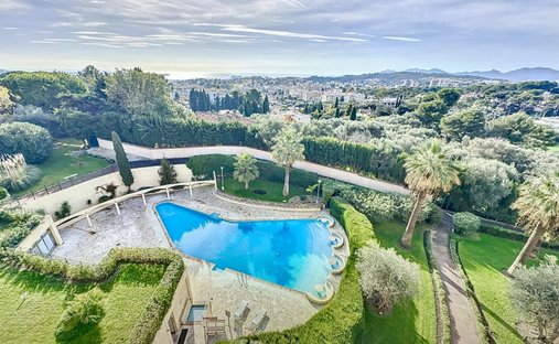 Apartment in Maurice Jeanpierre, Le Cannet, France 1