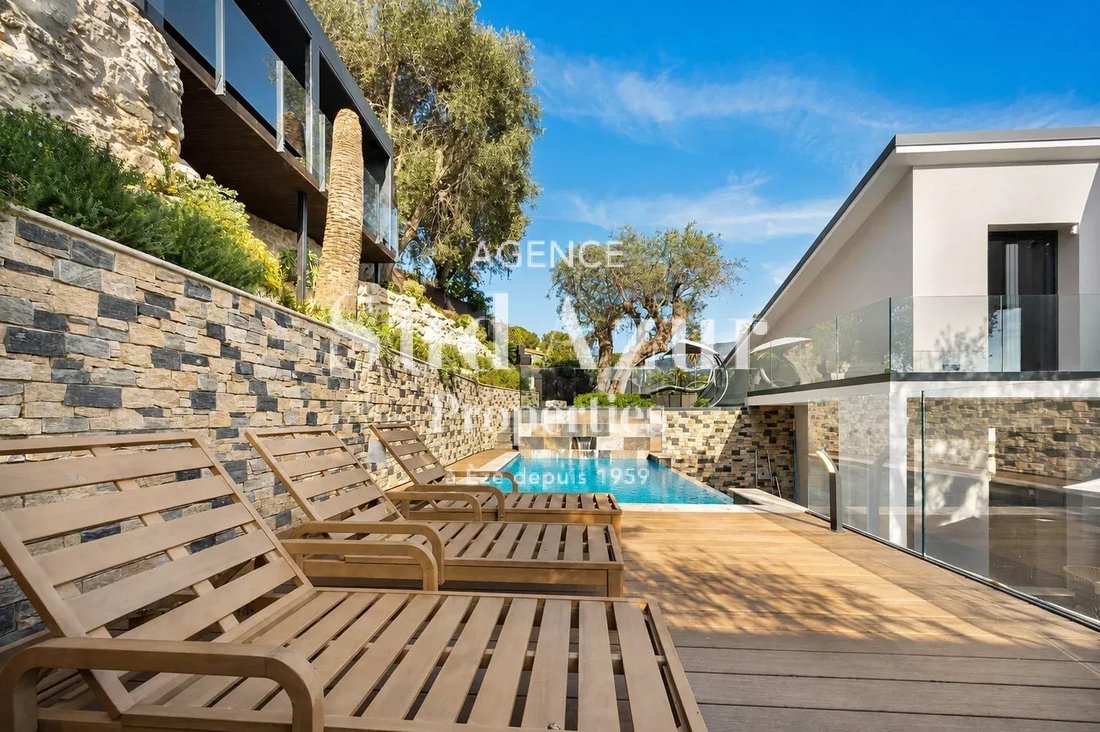 House in Saint-Jean-Cap-Ferrat, Provence-Alpes-Côte d'Azur, France 3 - 17465169