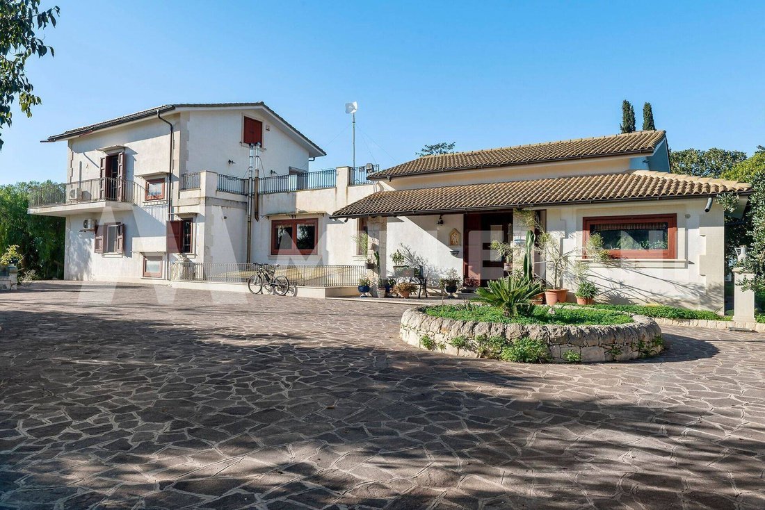 Villa in Ispica, Sicily, Italy 3 - 18578568