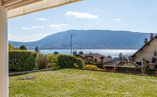 Apartment in Veyrier-du-Lac, Auvergne-Rhône-Alpes, France 1