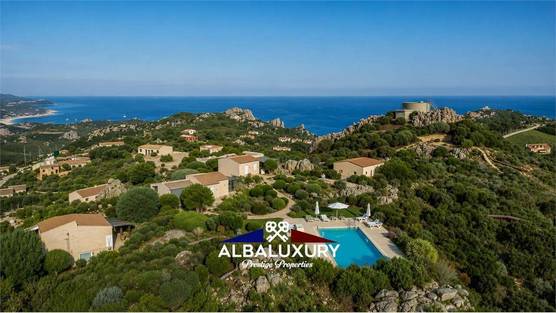 Villa in Trinita d'Agultu e Vignola, Sardinia, Italy 1 - 15346218