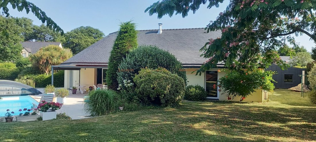 House in Centre Peri, Saint-Ave, France 1 - 18385570