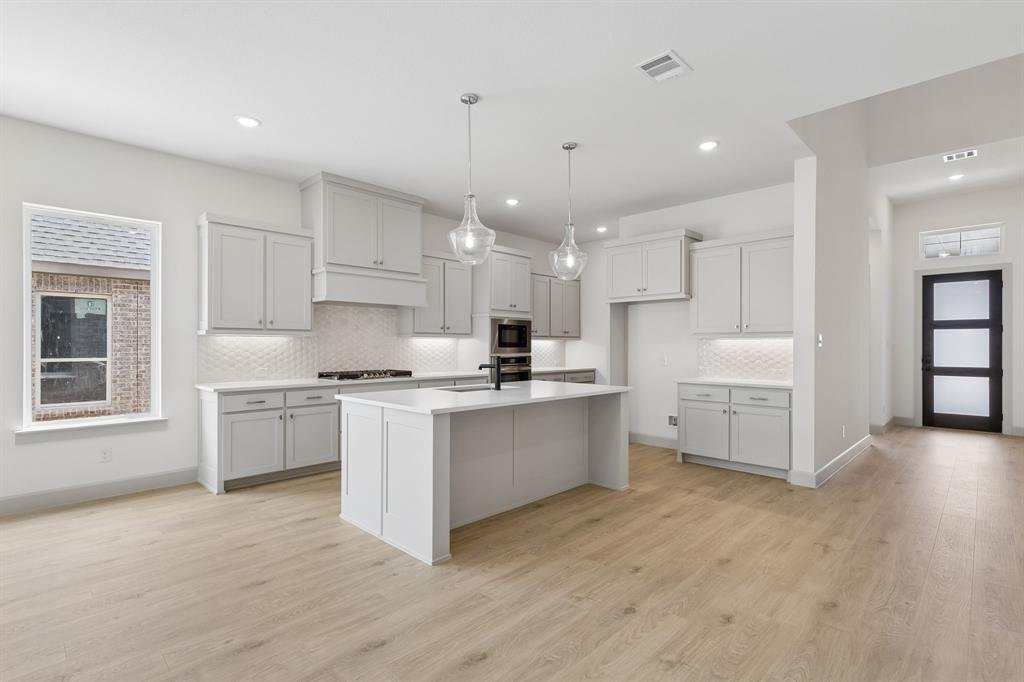 House in Frisco, Texas, United States 4 - 18577594