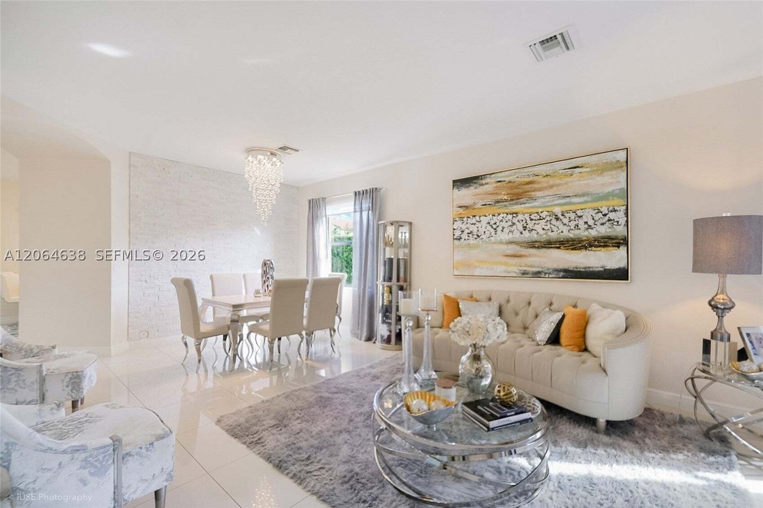 House in Doral, Florida, United States 4 - 18576875