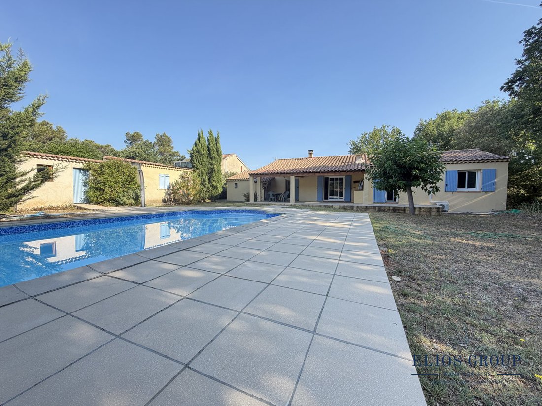 Casa a Nans-les-Pins, Provenza-Alpi-Costa Azzurra, Francia 1 - 18267219