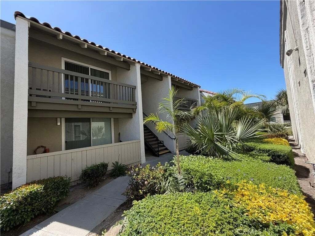 Fountain Valley, California, United States 3 - 18577221