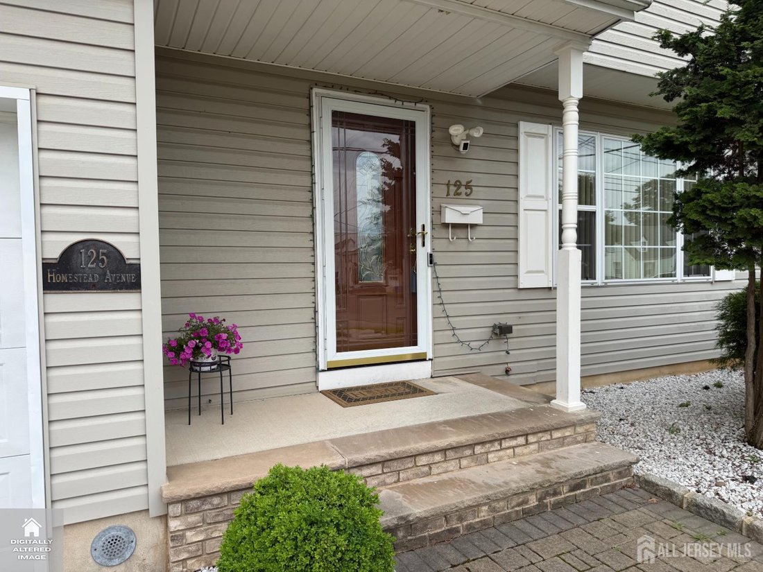 House in Woodbridge Township, New Jersey, United States 4 - 18366477