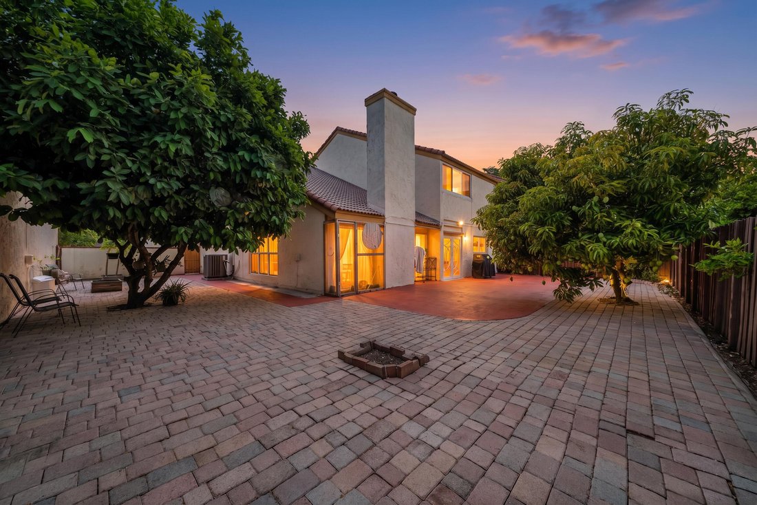 House in Miami, Florida, United States 4 - 18225868
