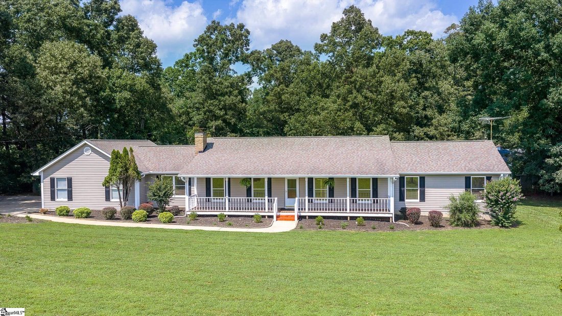 House in Westminster, South Carolina, United States 1 - 18576934