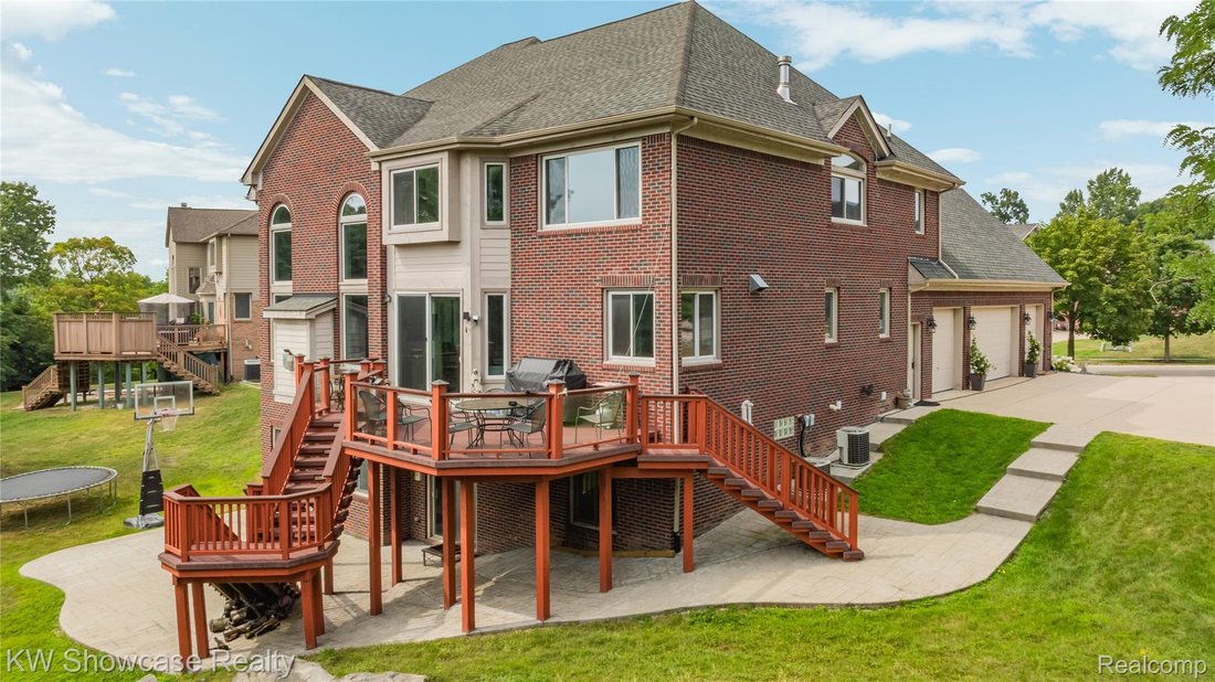 House in Commerce Charter Township, Michigan, United States 5 - 18576368