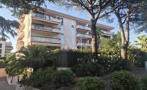 Attico a Nartelle-Noyer-Bellevue-bd dei Sardinaux, Sainte-Maxime, Francia 1