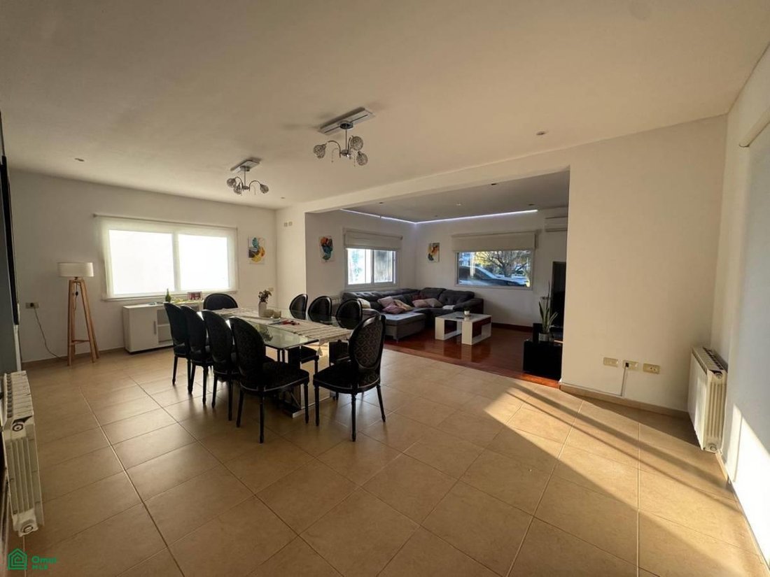 House in City Bell, Buenos Aires Province, Argentina 1 - 18030336