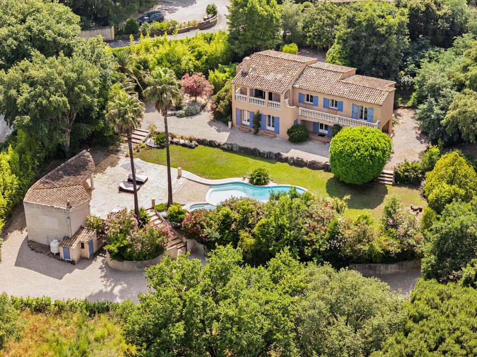 Villa in Grimaud, Provence-Alpes-Côte d'Azur, France 1 - 18575864