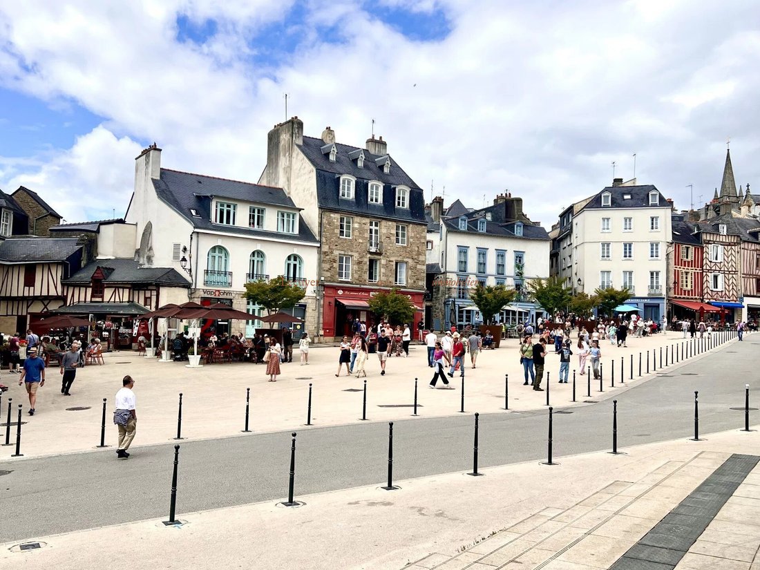 Apartment in Zone Industrielle du Prat, Vannes, France 1 - 18385643