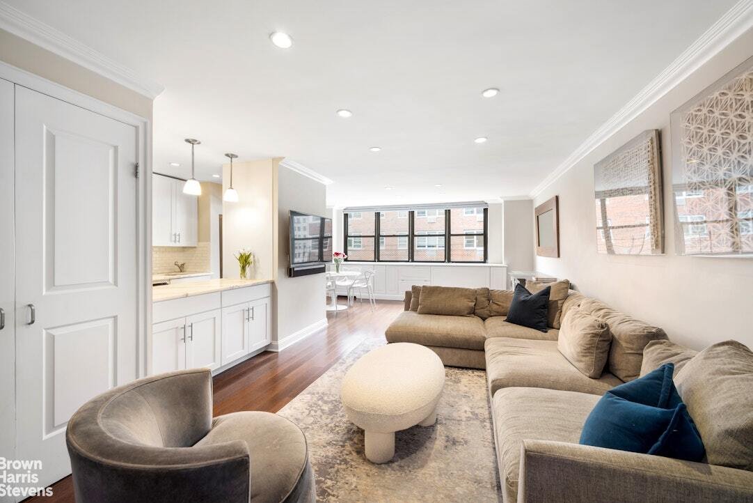 Co Op in New York, New York, United States 1 - 18576649