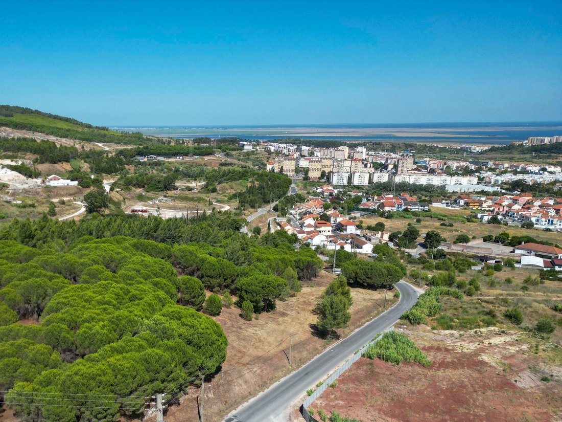 Villa in Vialonga, Lisbon, Portugal 1 - 18544032