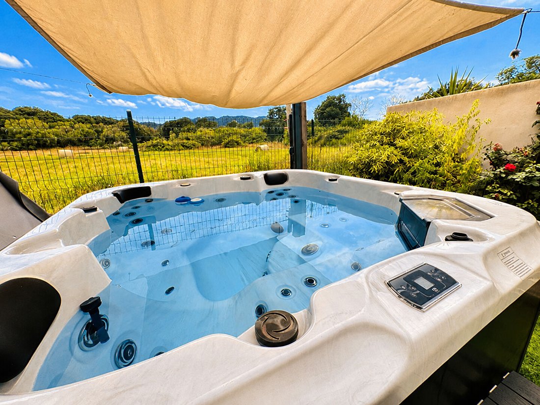 Villa in Porto-Vecchio, Corsica, France 3 - 18544196