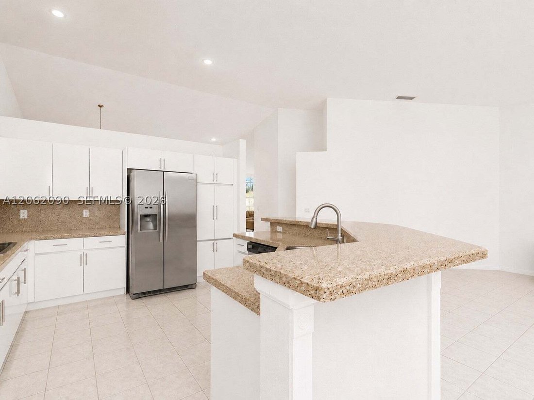 House in Miramar, Florida, United States 4 - 18576943