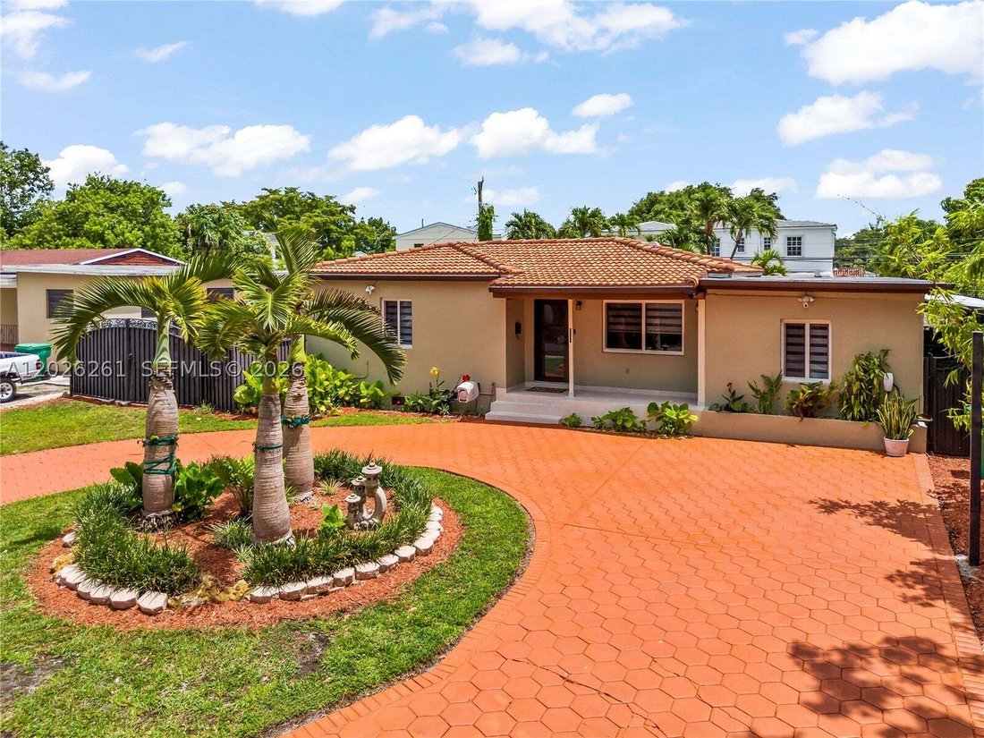 House in Miami, Florida, United States 3 - 18029313