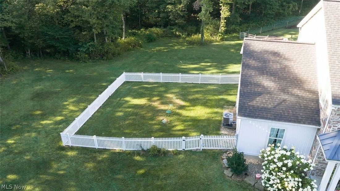 House in East Rochester, Ohio, United States 5 - 18576106