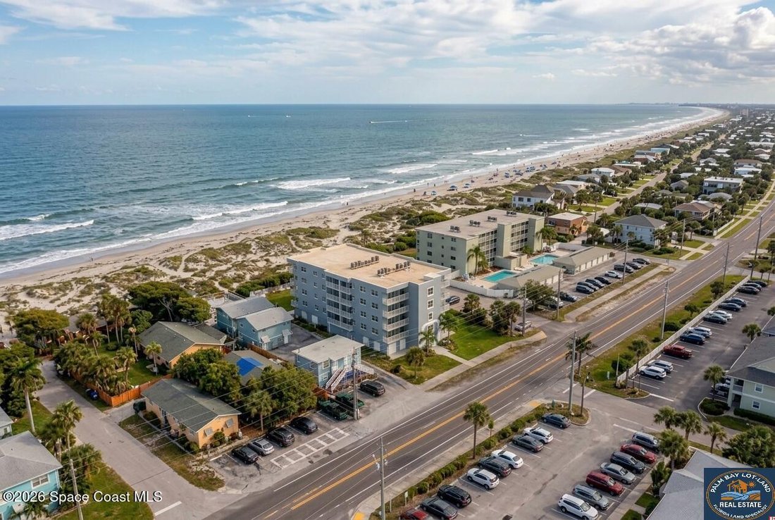 Condo in Cocoa Beach, Florida, United States 1 - 18576979