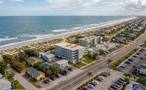 Condo in Cocoa Beach, Florida, United States 1