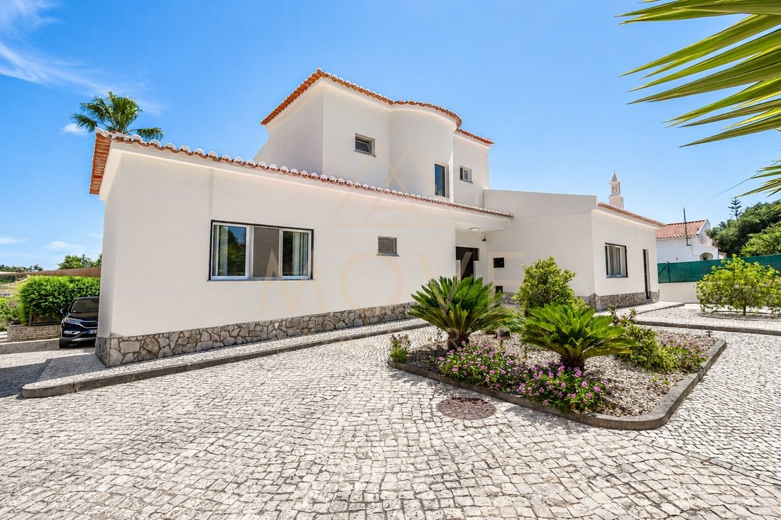 Villa in Faro (Se e Sao Pedro), Algarve, Portugal 3 - 18578066