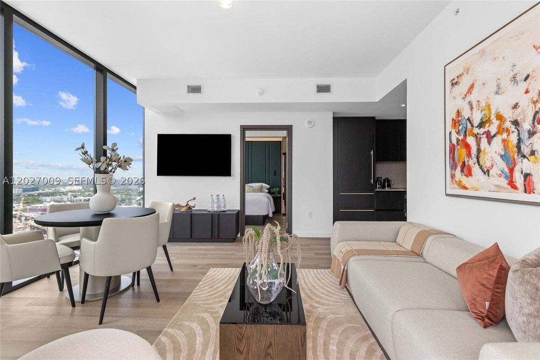 Condo in Miami, Florida, United States 3 - 18041476